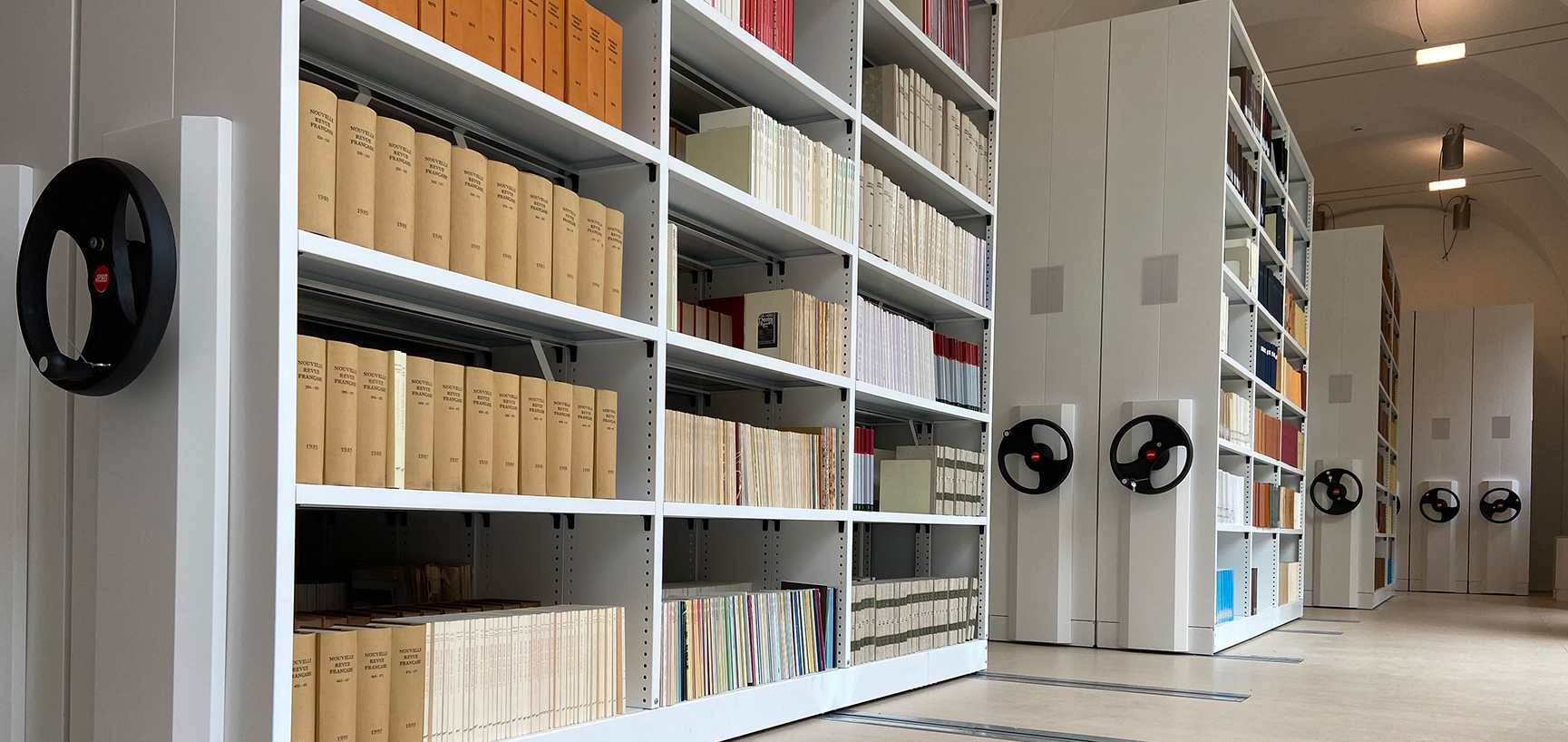 Mobile Shelving